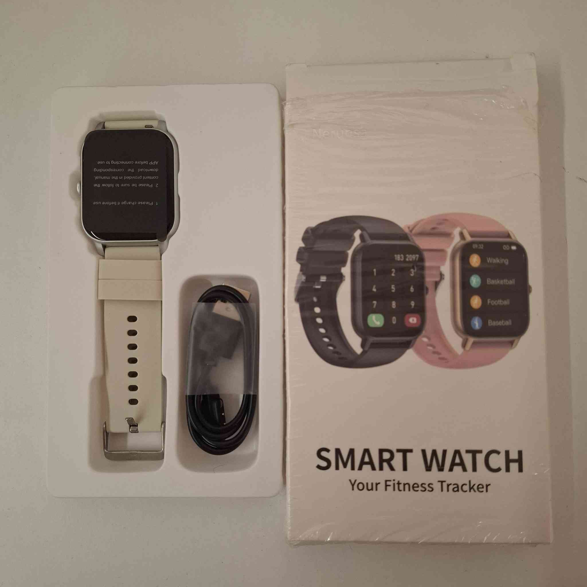 وجبة سماعات سمارت فول مواصفات الوان واشكال مختلفة كلش حلوات بيهن وحدة مستعملة و3 جديدات للبيع شلع ب50 شامل التوصيل

*********** واتساب او راسل الصفحة
