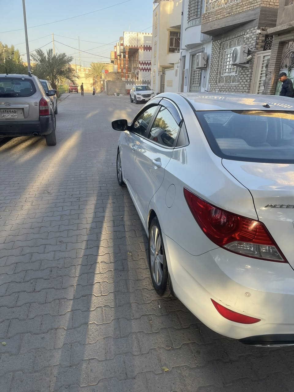 اكسنت ٢٠١٥
رقم نجف دولي سنوية ٢٠٣٠ باسمي 
مكينة وكير وتبريد ثلج 
فتحة خمسة ويل كب 
شاشة تاب لمس 
تحكمات وتجوة فول فول فول لاخير 
مكفول من الصبع والتبديل 
عدة كارت بخشم جاملغ 
ماشية ١٦٠ سيارة 
عنوان النجف
***********
سعر ٩٨ مستعجل على بيعتهة
