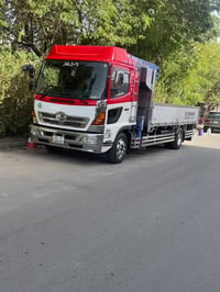 هينو للبيع 07700082848 خمسه سلندر تخم تاير جديد كرين 3 سلايتات ريمونت ...