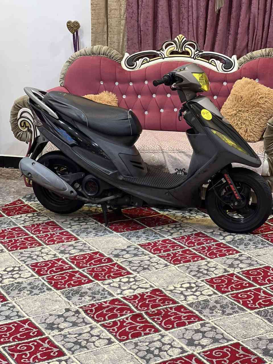 سلام عليكم عدله بحالت الوكاله انضافه فول امختمه ختم واحد نكره سلف كفر اسود وفيلي  دراجه اي نقص مابيه العنوان بصره رقم***********
متواجد فقط واتساب
