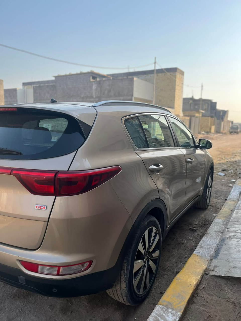 كيا سبورتاج موديل 2019 وارد خليجي
المواصفات تبريد خلفي تحكمات ستيرن بردة خلفية اشارات بالمري شاشة ….
مكينة 2000 GDI
ماشية 200 الف 
بيها جاملغ الايسر الامامي مبدل 
السيارة باسم شركة وكالة سنويتها منتهيه صار شهر وديتها سويتلها هزة جديدة كاملة يعني تروح كبل تجدد سنوية 
رقمها اربيل 
مكانها بصرة ابو الخصيب 
للتواصل ***********
ان شاء الله السعر مناسب
