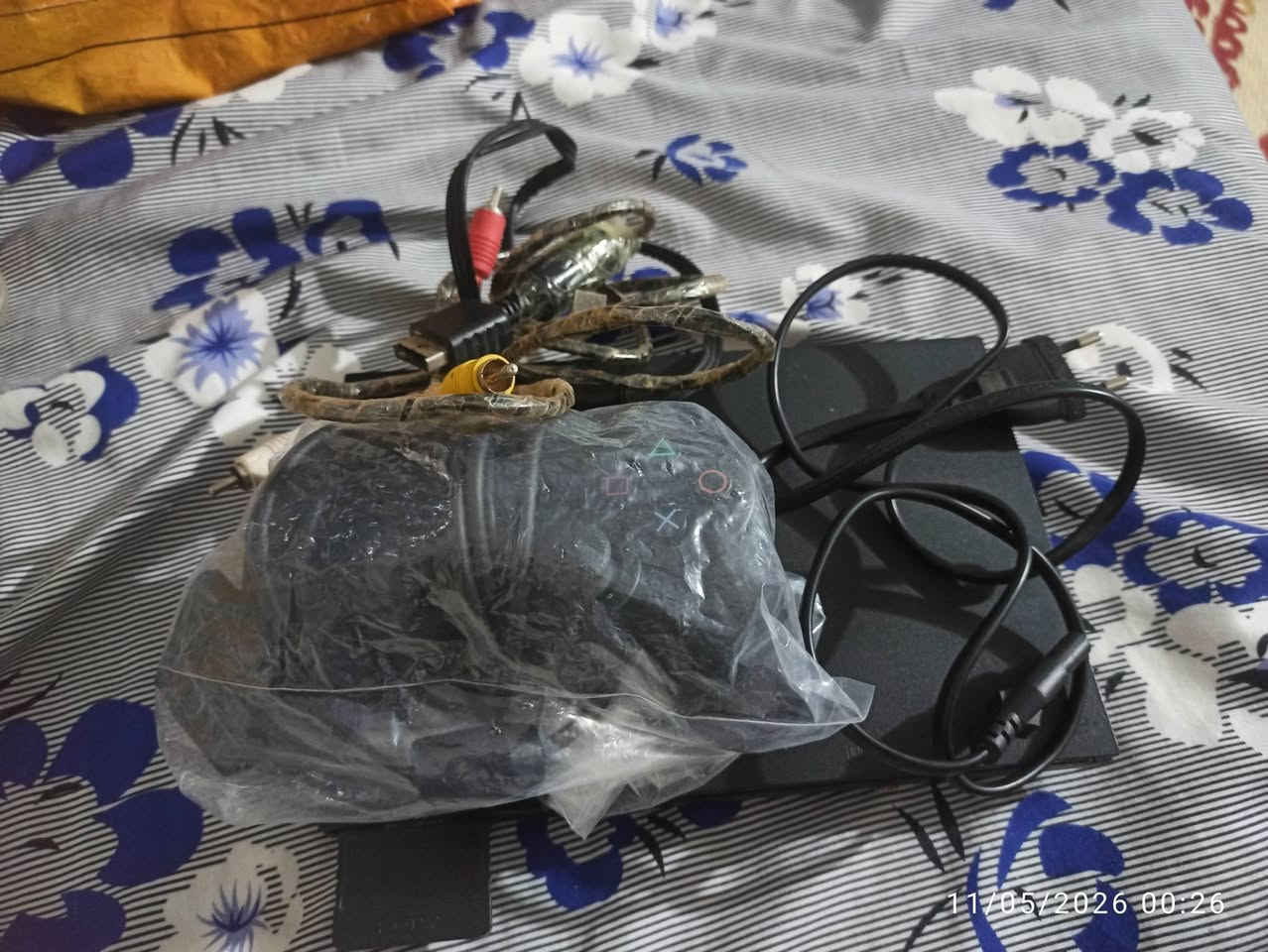 اسلام عليكم شباب
بلي 2 سلم للبيع نوعيه مرغوبه بل سوك جهاز نضيف وشغال واي مشكله مابيه جهاز متكامل يده نضيفه اخت جديد واير تشغيل ميموري كيبل فيش شغال بس شويه تعبان جهاز معوز فقط فلاش 

يحتوي على عدسه مال قرص جهاز تشوفه وتفحصه وتاخذه 

السعر 35 وبي مجال للشراي 

العنوان النجف الاشرف حي الوفاء 

رقم *********** 

يوجد خدمه توصيل للجميع العراق
