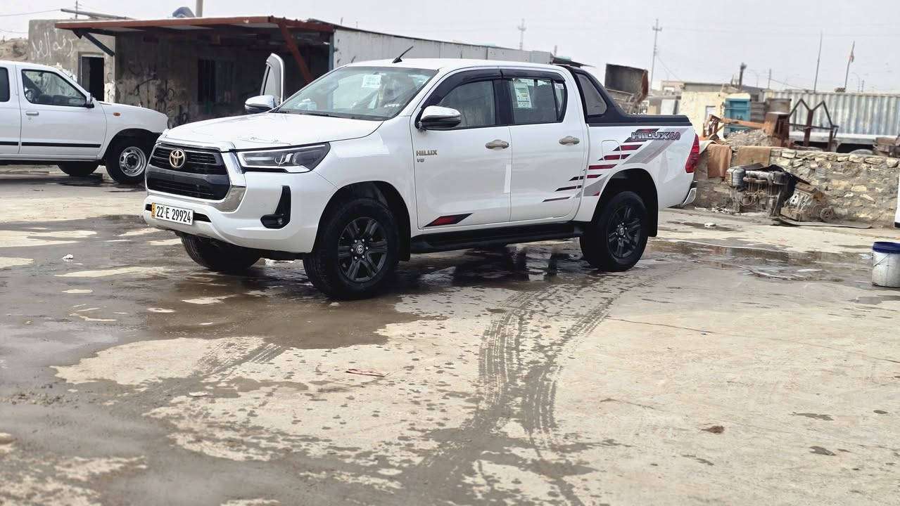 بـسمة تعالى...✨
هـايلوگس V6 سلـندر للبيع او مراوس 
مديل: 2023 
فـئة: TRD كويتي مذهـب 
لون: صدفي 
گـير ٱتـوماتيك 
رقم آربيل 
ماشية 72 الف حقيقي 
شحن لاسلكي 
كفـالة عامة 
سيـارة جديدة بمعنى الكلمة شرط ع سونار 
سعـر 355 
مكـانة سمـاوة  ***********
