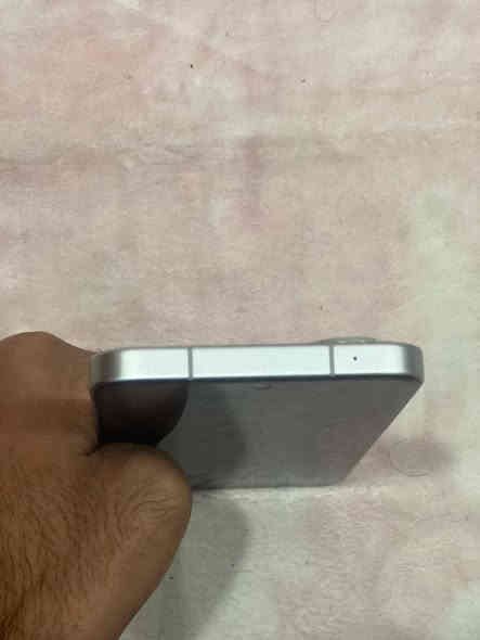 السلام عليكم
تلفون بوكو F7
تلفون أخو الجديد استعمال اقل ال20 يوم الله يشهد
وحش البوبجي بمعنة الكلمة لو ما متوازي على فلوس ما ابيعة لان جهاز براسة 60 حظ 
سعرة 525 وبيه مجال بسيط حك الجية 
مكاني بغداد الغزالية 
رقمي ***********
❤️
