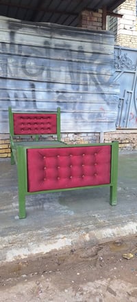 سرير (جربايه) ٩٠عرض في ٢٠٠ طول عدد ١ تسكام قويه ابشكل ضمان ٥سنوات السع...