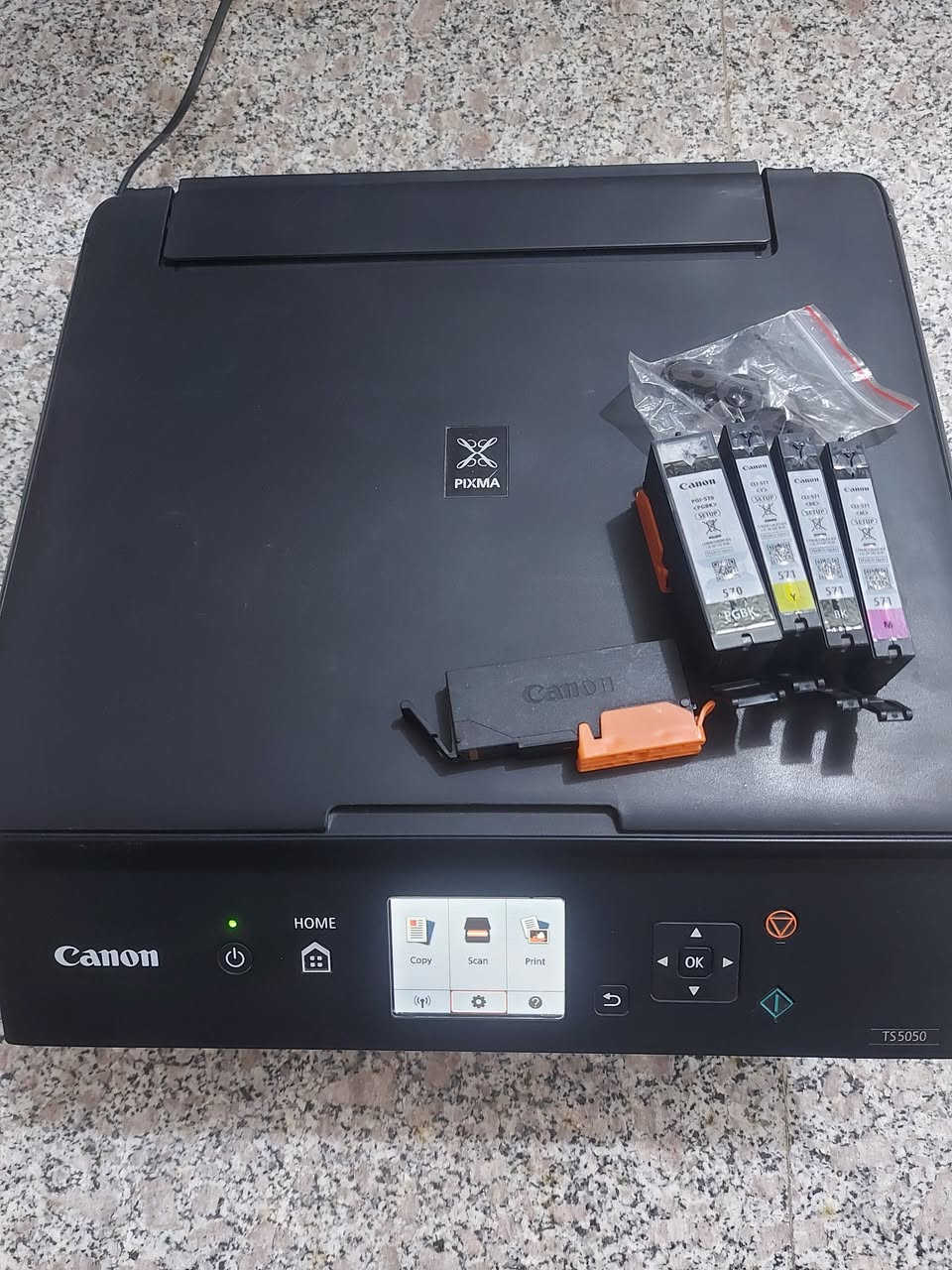 سلام عليكم طابعه للبيع تواصل واتساب ***********
