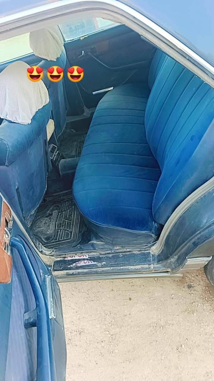 سلام عليكم  مارسدس  راسي محرك بلادي  موديل واحد  وتسعين  رقم قادسيه السعر ٤٥ وبيه مجال  بيع او مراوس***********
وتساب  ***********
