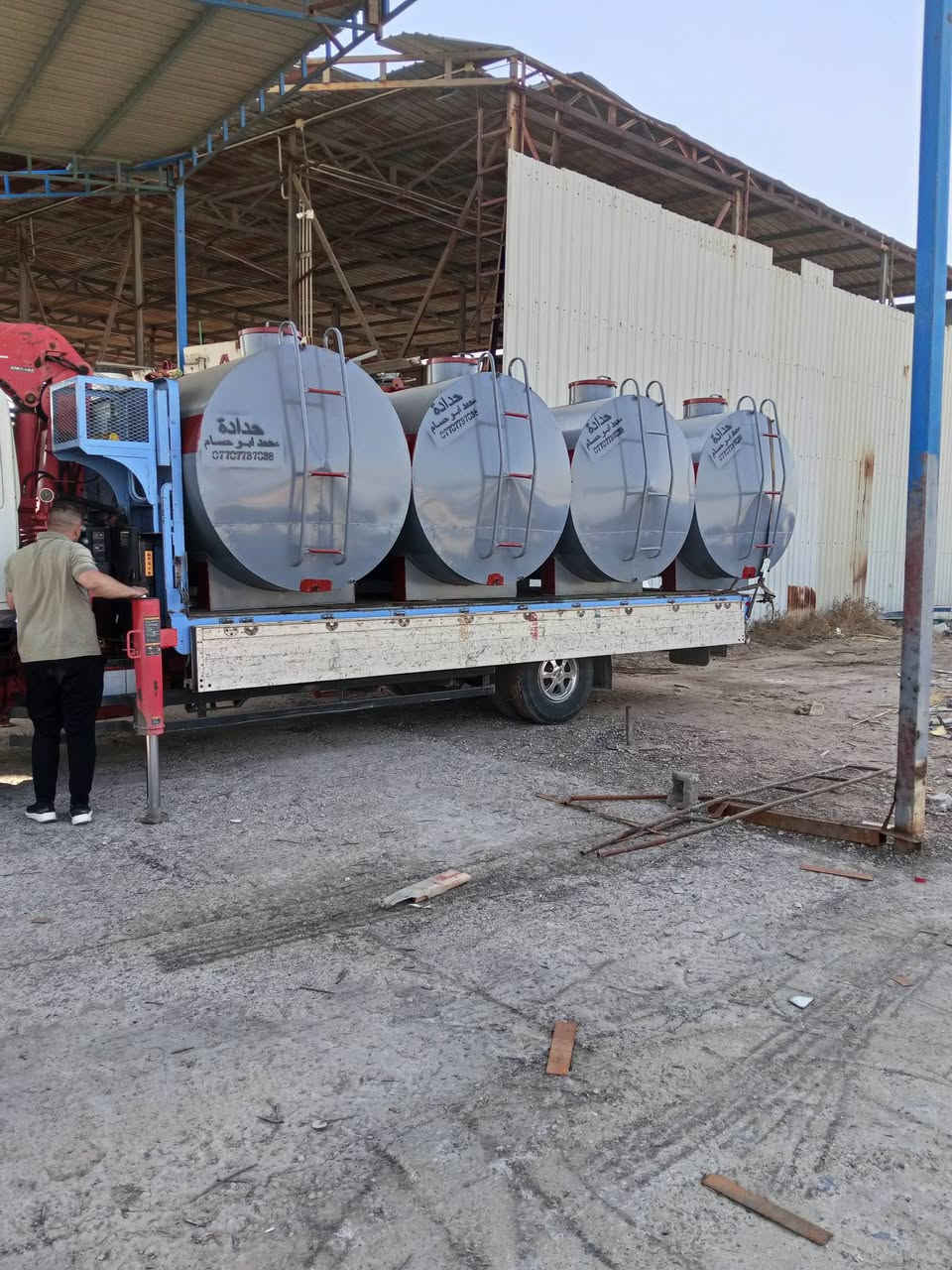 السلام عليك توجد كافة انواع الخزانات ***********
