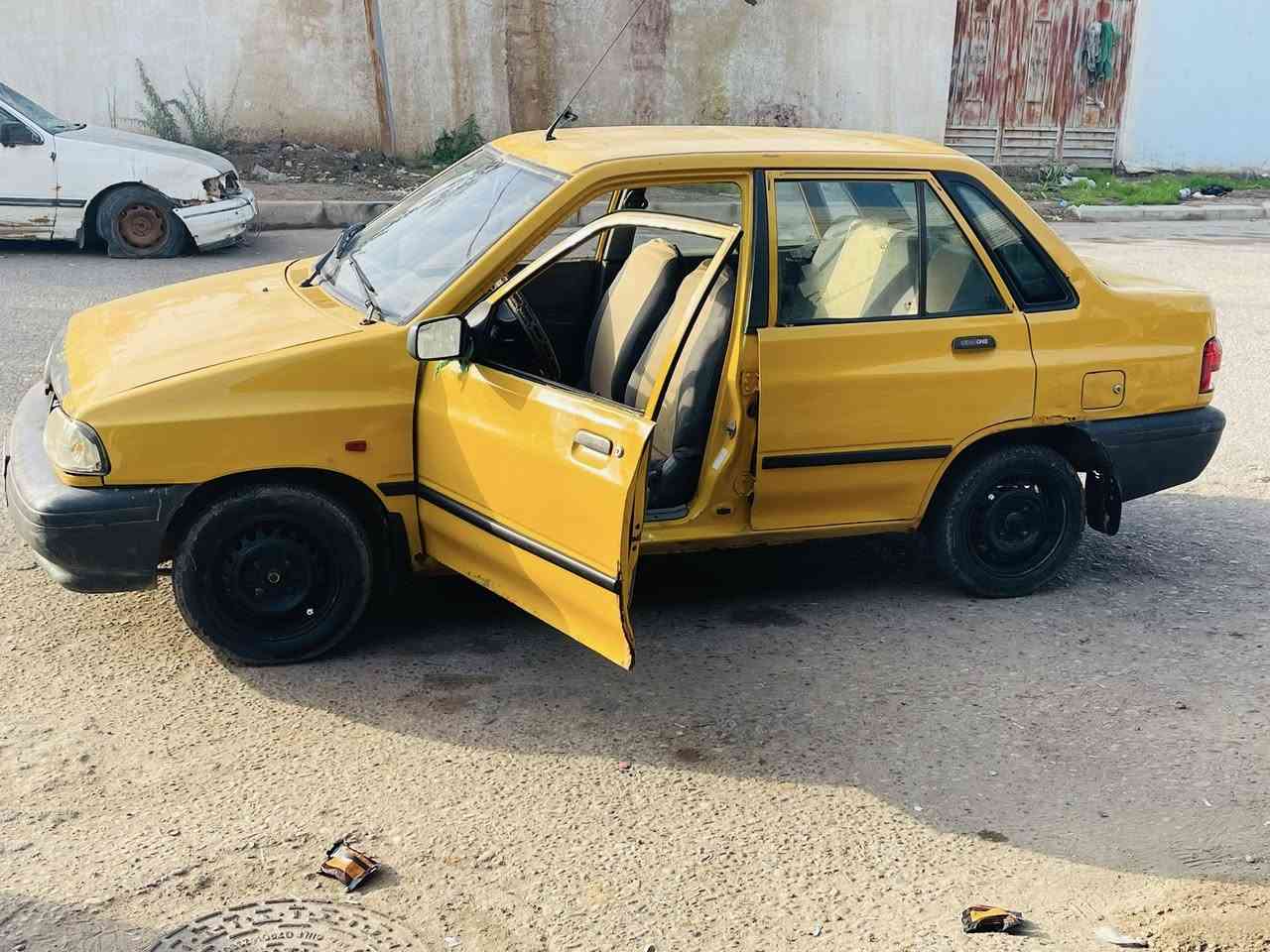 سايبه موديل ١٢ كوم حديد أبيع سياره جاهزه باتري جديد تواخله كل جديد تايرات جديد حداديه صدر كله جديد معمره اماني  رقم ابيض مصفره هيه وغرامات السنويه ٢٨ راعيه موجود بلمجر رقم ابيض ميسان اجره  السعر ٢٣ورقه مكاني عزير نبي الله رقم ***********
