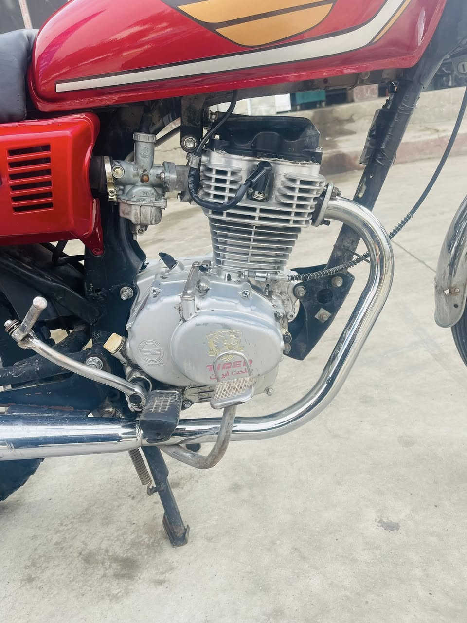 دراجه البيع السعر 300وبيه مجال مكاني حي البكر مكينه مفتوح ***********
