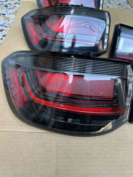 السلام عليكم 

من رخصه الادمن المحترم //

تخم بك لايت كامل 4 قطع اصليات تفصيخ مال الشكل الجديد حصرا جيب كومباس 2022 لل 2026 وشرط الفحص والنظافه فقط بيع بدون مراوس , بغداد واتس اب ***********
