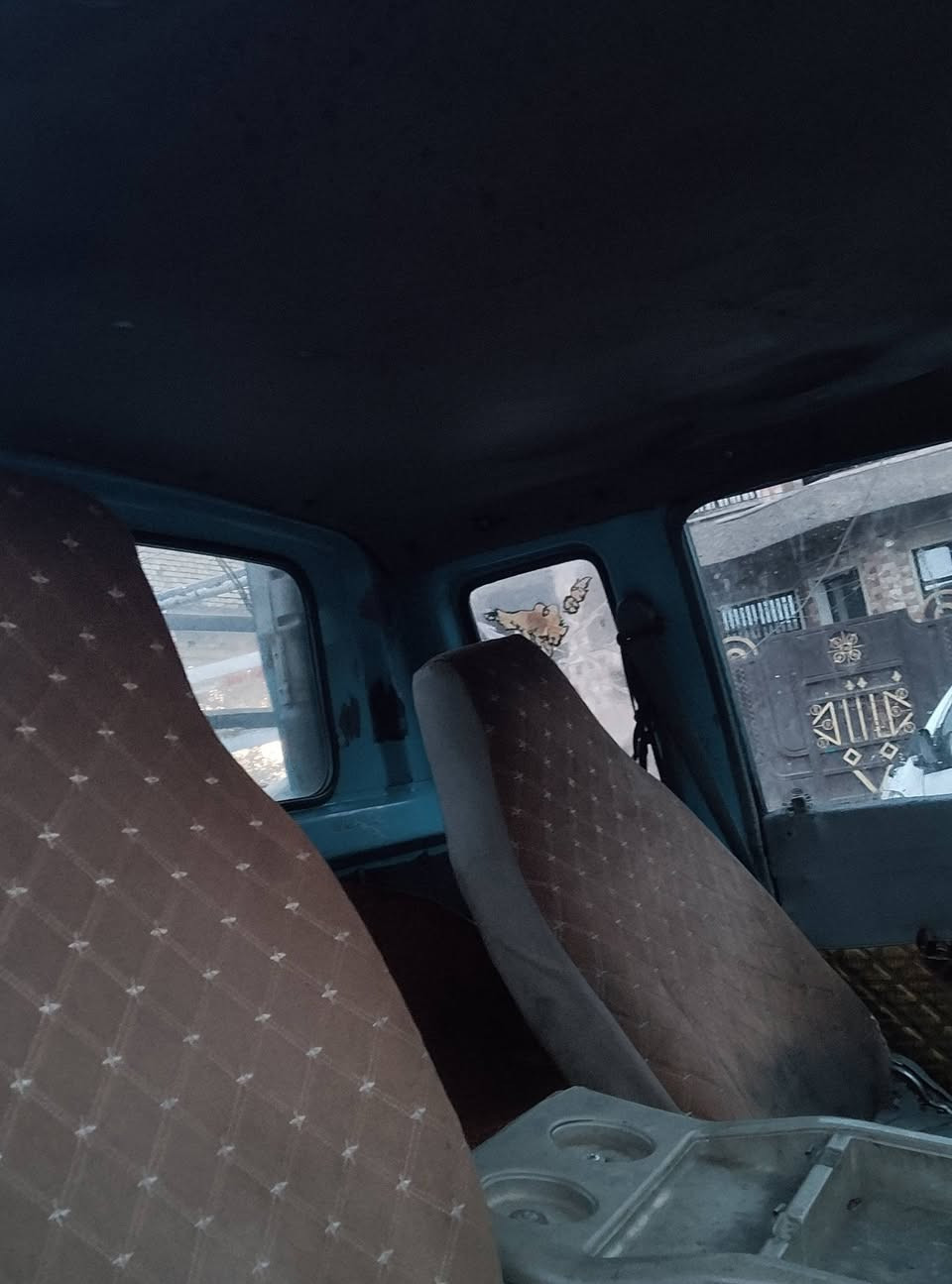 السلام عليكم كياالبيع مديل 1996مكان بغداد رقم بغداد السعر57وبه مجال الاستفسار ***********
