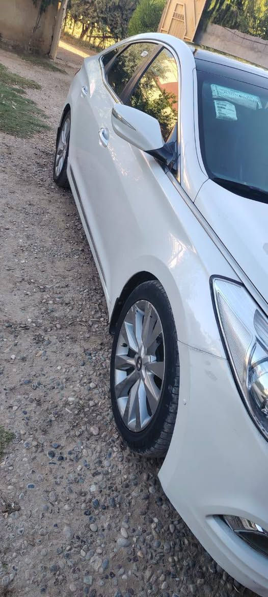 ازيرا 2013 
- مواصفات السيارة
فتحه بانوراما
- بصمه أبواب+تشغيل
كشنات هيتر 
حجم المحرك 3000
- تحكم استيرن
- مانع انزلاق
- داخل جلد 
- تبريد  قطعتين 
- ويل اكروم
- لد امامي
- ⁠- اشاير بل مري
- مري شفط
    • حساس خلفي 
- ⁠- مدخل AUX + USB
- وباقي المواصفات المعروفة
   •سنويه باسمي 
السياره جاهزة للاخير من كير وتبريد
_____محرك مفتوح 
رقم نينوى الماني  تحويل ثاني يوم

السع125وبيها مجال 
مكان الموصل 
 

‏‪***********‬‏
*********** موصل, نينوى
