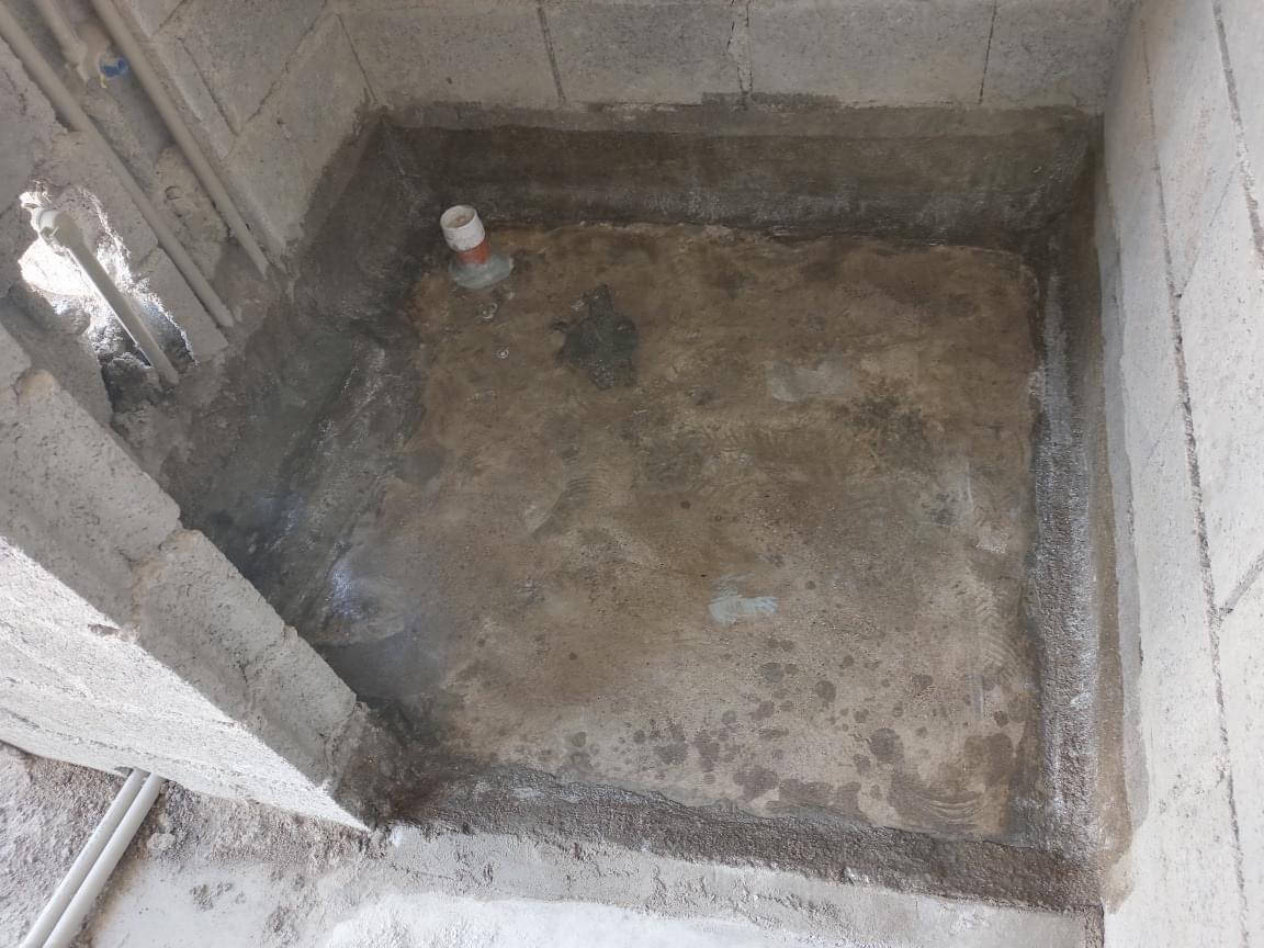 إيان گروب لجميع انواع العزل المائي والايبوكسي والاكرليك ومنع تسريب الماء الأسطح وارضيات المخازن والمصانع وكراجات السيارات والحمامات والمطابخ والمسابح ومعالجه جميع انواع الرطوبه مستعدون لتنفيذ مجمعات +بيوت نموذج من عملنا 
 لتواصل ***********
لتواصل***********
