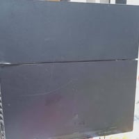 بلاي 4 • مستعمل • قارئ أقراص معطل