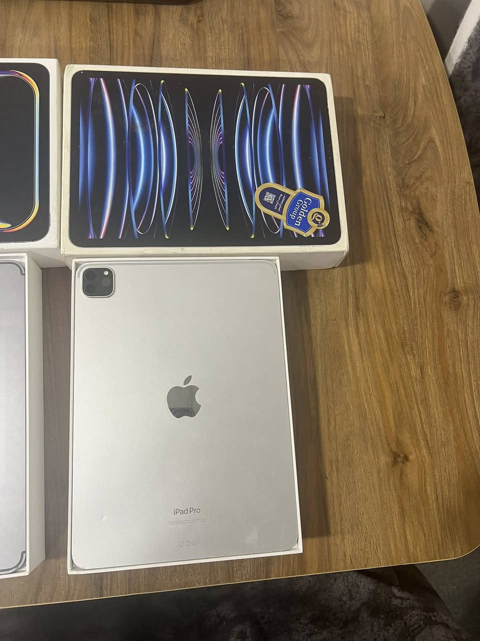 سلام عليكم ايباداتM2 واحد ذاكره ١٢٨غراضه كامله بي فطور بل حساس وثاني ٢٥٦بطاريه ٨٥غراضه كامله يدعم شريحه مناسبات اسعرهم مكاني نجف شراي يجي خاص بيع او مراوس


**إذا كنت صاحب هذا الإعلان وتريد حذفه لأي سبب، رجاءا أرسل رسالة إلى الدعم الفني**