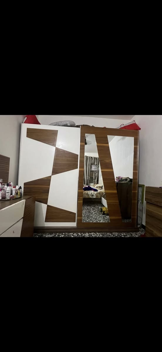 غرفة تركية مستعملة مابيها اضرار مشترينها 650 اريدها ب 300 مكاني مدينة الصدر  6 قطع


**إذا كنت صاحب هذا الإعلان وتريد حذفه لأي سبب، رجاءا أرسل رسالة إلى الدعم الفني**