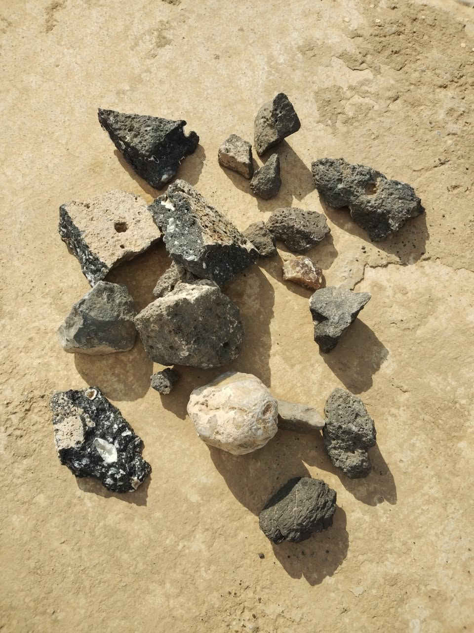 سلام عليكم
احجار للبيع


**إذا كنت صاحب هذا الإعلان وتريد حذفه لأي سبب، رجاءا أرسل رسالة إلى الدعم الفني**