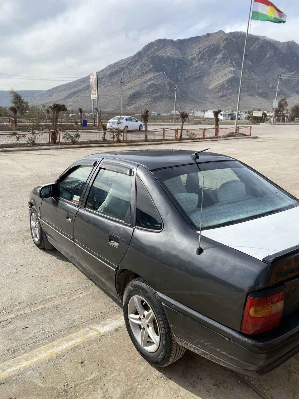 سەرەتا بەناوی خوا  ئەو ئۆپڵە بۆ فرۆشتن 
مەکینە ١٨
نرخ ١٤
ئەدمینی دڵ وەرگرە


**إذا كنت صاحب هذا الإعلان وتريد حذفه لأي سبب، رجاءا أرسل رسالة إلى الدعم الفني**