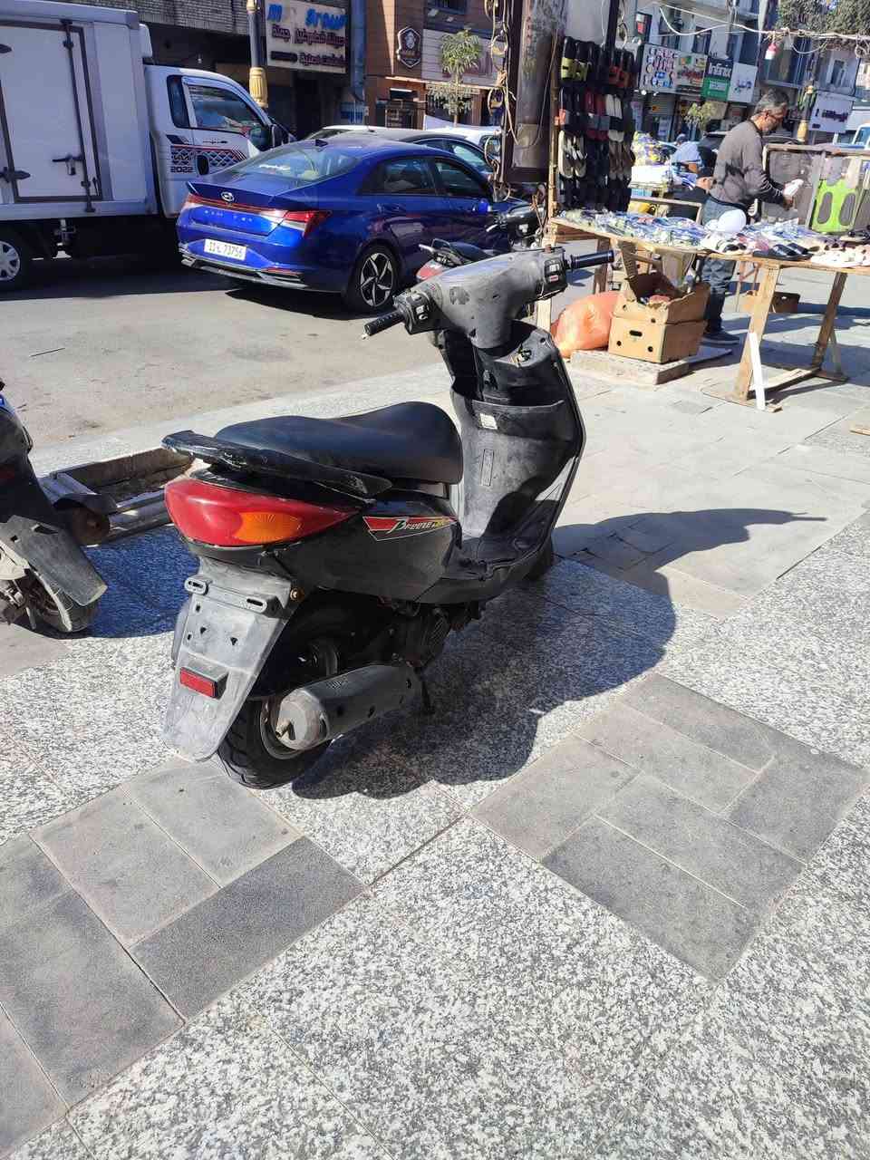 السلام عليك دراجه بريز للبيع نقصها سلفة وباتري نضيفه الدراجه مكانه الكراده 450 وبيها مجال ***********
