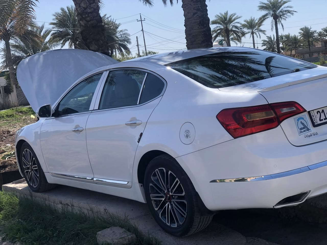 سلام عليكم كيا كادنزا معروضه للبيع موديل ٢٠١٢ محرك 6سلندر اربع وضعيات قياده رقم سليمانيه حداديه قبل شهر من سويتها الصدر الكدام والصدر الورا واتصل على هذا رقمي وتشلع عيوني ***********
