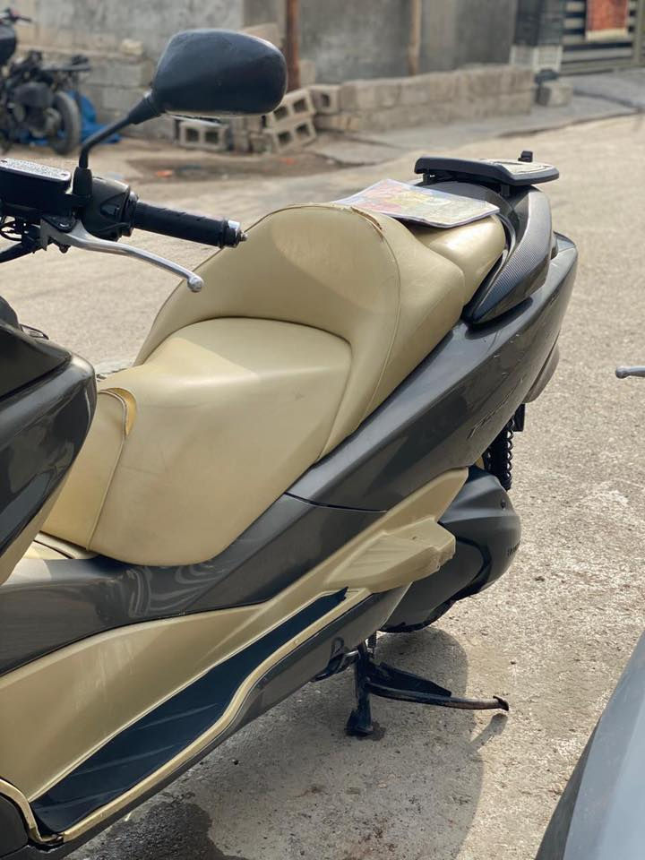 السلام عليكم 
دراجه فورزا صفر 10مكفوله 
فول مواصفات +لون مميز اسرائيلي

ABS

كير شغال 7نمر و٤تحويلات
تدفئه يدات
ويل ذهبي
سماعات 
مكان ديالى بعقوبه 
***********
سعر مليون و500 وبيها مجال
