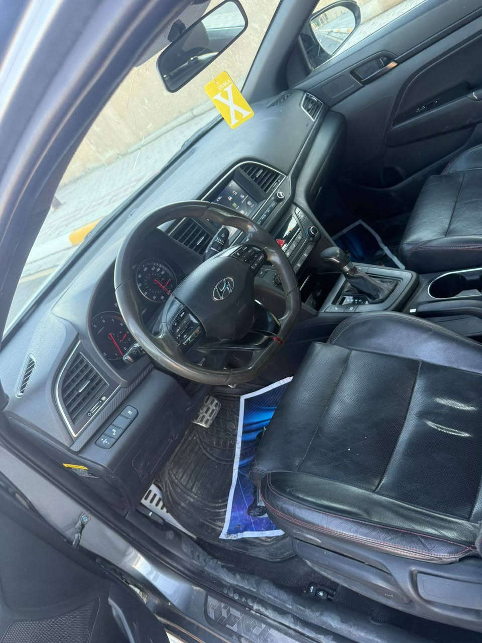 سلام عليكم سياره نوع النتره مديل 2020 امركيه السياره جاهزه كير مكينه حداديه تبريد السياره حله وجديده بيه رشات كلير بدون دواخل السعر 118 وبيه مجال قليل كلش السياره جاهزه للخير العلوان كربلاء رقم الهاتف***********
