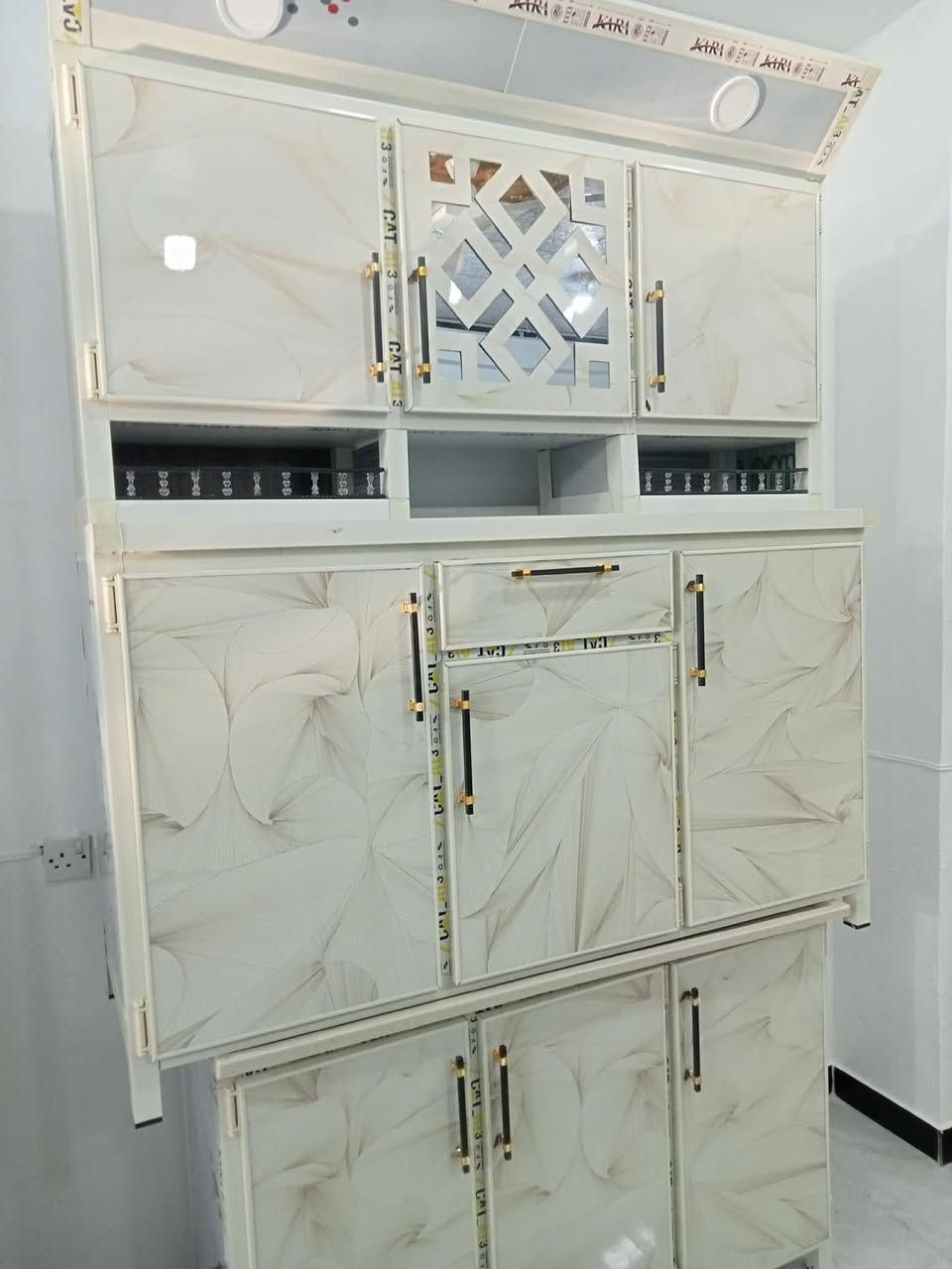 يتوفر كاونترات جديد ومستعمل كافة القياسات والاشكال للاستفسار التواصل عالخاص


**إذا كنت صاحب هذا الإعلان وتريد حذفه لأي سبب، رجاءا أرسل رسالة إلى الدعم الفني**