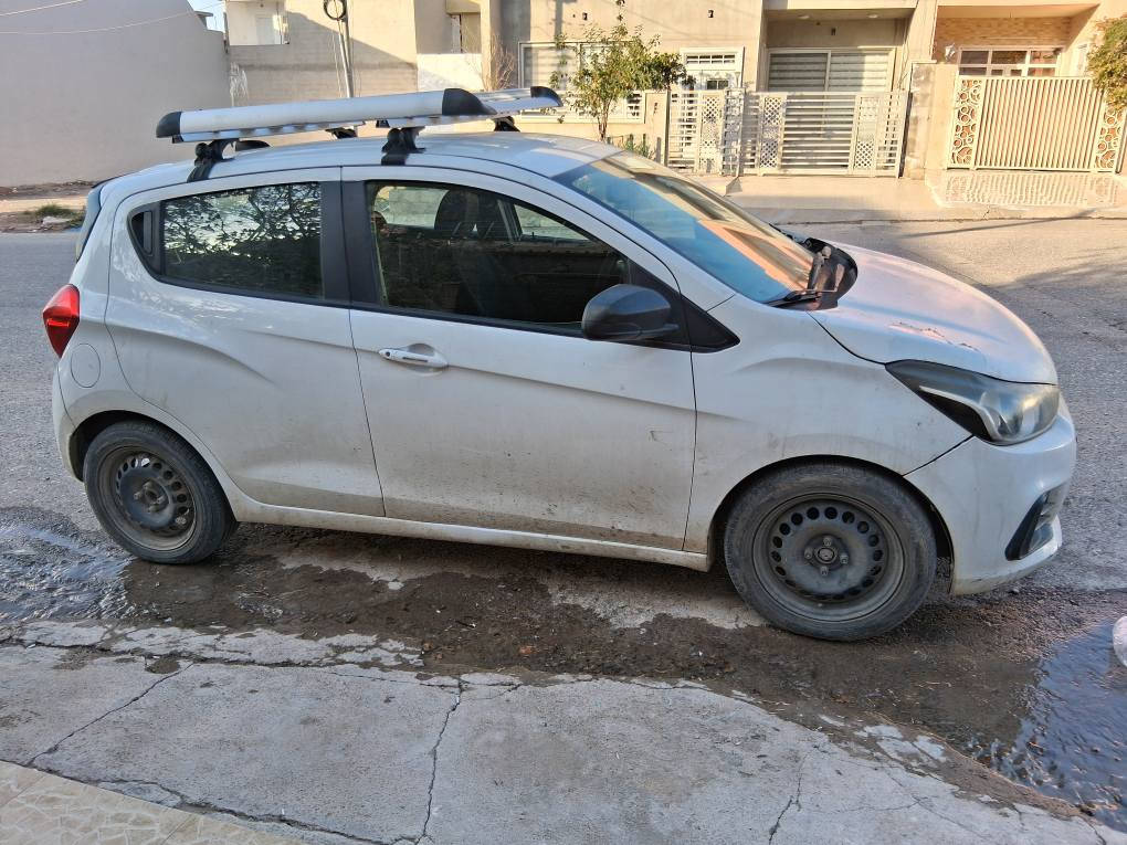 شۆفرلێت سپارك ٢٠١٧
مواسەفاتی ABS
گێڕ ئۆتۆماتێك
قوفل مەرکەزی 
4 پستۆن 
مەکینە 1.4L
دەبڵ سویچ
بەنزین زۆر کەم دەخوا
بێ تەقە و ڕەقە 
گێڕ و مەکینە بە شەرت 

4 پارچەی هەیە 
سەنەوی تا ٢٠٢٩ نوێیە هەزەی بەسەرچوە
بەناوکردن و تەحویل کردن بەشەرت
85 وەڕەقە و مەجال

بۆ پەیوەندی واتسئاپ و ڤایبەر 
*********** كويسينجاك, أربيل
