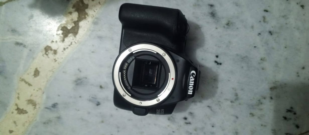 كانون 250D
عدسة 70/300
شاحنة وجنطة 
نضيفة 
تفاصيل خاص


**إذا كنت صاحب هذا الإعلان وتريد حذفه لأي سبب، رجاءا أرسل رسالة إلى الدعم الفني**