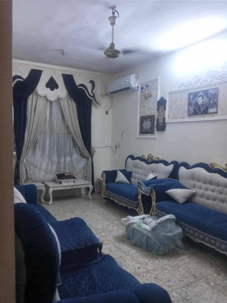 السلام عليكم دار للبيع ملك صرف بلزعفرانية حي الأمانة المساحة 125م واجهه ٦وربع تفاصيل البيت طابق واحد للاستفسار الاتصال على الرقم *********** صاحب البيت بغداد, العراق
