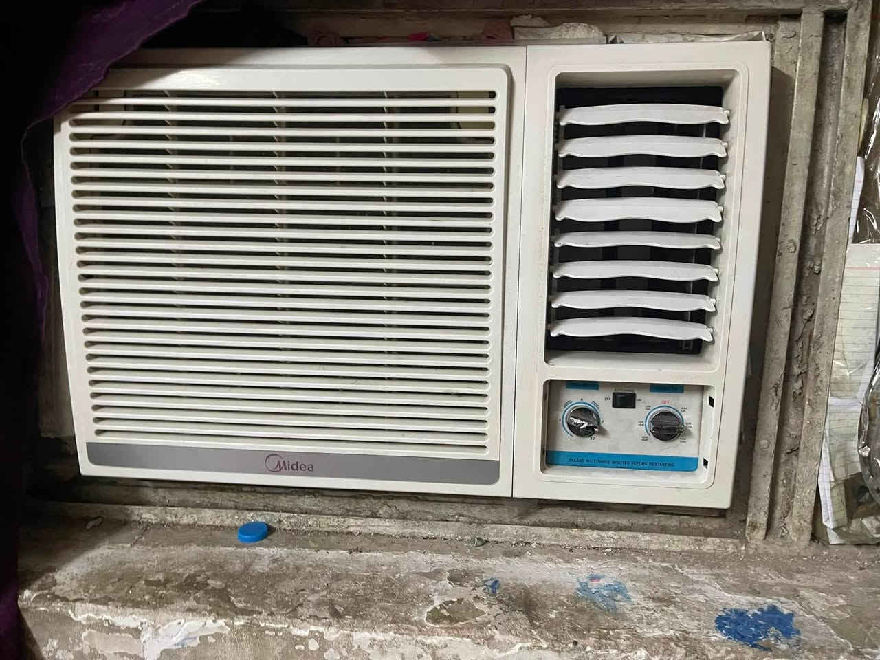 السلام عليكم مكيفات  عدد  2    واحد  ميديا والاخر  وادي بحاله جيده وشغال  كامل  الواحد 250 وبي مجال للاستفسار  الرقم ***********المكان الشعب
