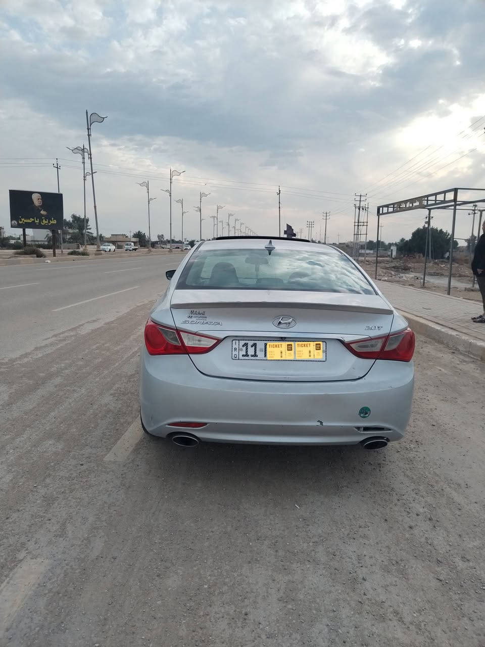 السلام عليكم
سوناتا 2012 وارد امريكي للبيع 🚗

_ رقم بغداد الدولي وشرط التحويل 

فول موصفات:-
_ محرك 2000 تيربو ✈️
_ فتحه سقف
_ بصمة تشغيل+ ابواب
_ شفتات استرين
_ تحكمات استرين
_ دبل كزوز 
_ شاشه +كامره  بلادي
_ كشنات جلد مطعم بمخمل بلادي
_ يدات نيكل 
_ كرسي السائق كهرباء
_ سستم صوت+دمام Dimension بلادي
_ مانع انزلاق
_ نظام ABC
_ نظام يكو ECO
_ مثبت سرعه
_السياره بعد بيه مواصفات التيربو معروف تجي فول/فول

ملاحظه:- السياره ليبل واحد بيه 3 قطع صبغ مبينات بالصور + بارد  وسونار موجود بالمشور

_ السعر 110💲 وبيه مجال شي بسيط

_ مكان السياره واسط /ناحية الشحيمية 🏡

_ السياره جاهزه مابيه اي نقص اقره التفاصيل وسونار يمك واخابرني

_ الاستفسار *********** 📞
