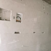 سراميك بورسلين • مرمر وكاشي • متفرغ حاليا