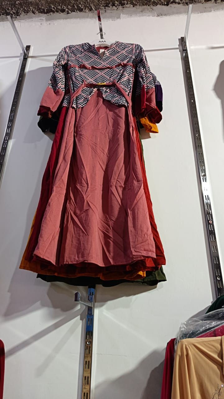 فستان
قماش كريب
قياس ٤٨ الئ ٥٢
السعر ٣٣ الف


**إذا كنت صاحب هذا الإعلان وتريد حذفه لأي سبب، رجاءا أرسل رسالة إلى الدعم الفني**