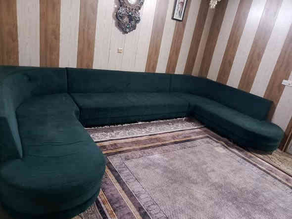 ديوان فصال خشب عراقي درجه اوله السعر قفل 150 الف بدون معامله للاتصال ***********
