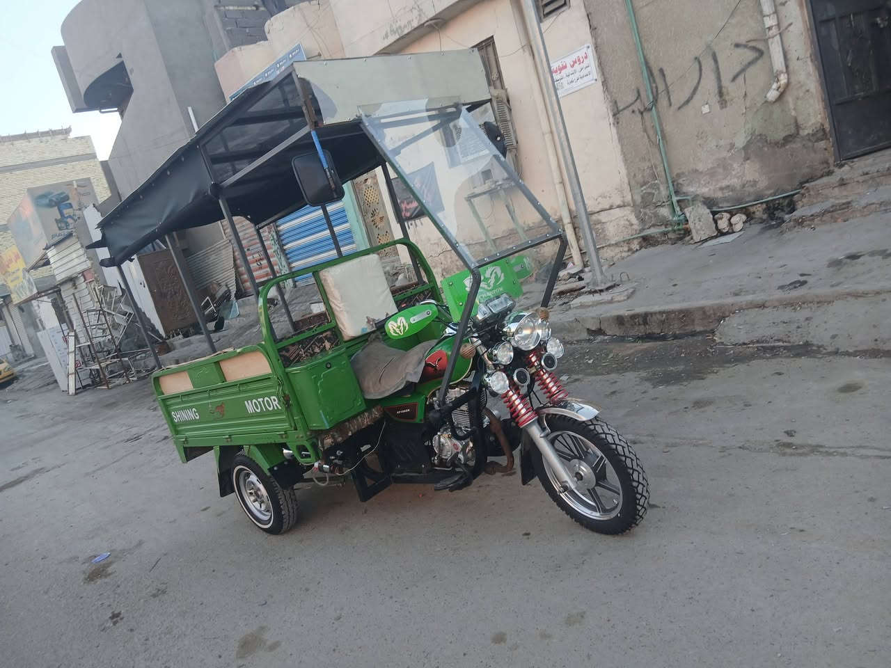 سلام عليكم ستوته صقر مديل 23 مكفوله كفاله عامه كله شغله كهربائيات كله شغله فول لبيع ستوته مدفعله كمرك كامله عنوان بغداد مدينت الصدر قطاع واحد عل شارع الصيانه لبيع الرقم والا ستفسار ***********
