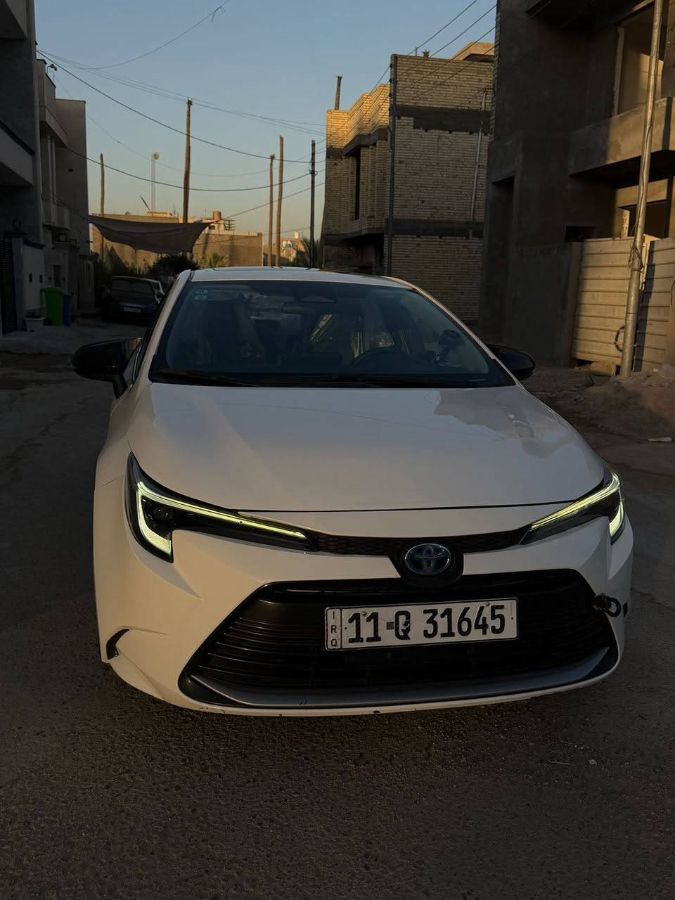 السلام عليكم
كورلا 2024 هايبرد صيني 
السياره نضيفه كلش حادث جاملغ امامي فقط مبدل لا شواصي ولا لغود ضربه خفيفه محرك وكير مكفولات شرط الفحص رقم بغداد الجديد
سياره حلوه ومرتبه مواصفات 
فتحه . بصمه .تبريد قطعتين كشنات مخمل شاشه وكاميره خلفيه حساسات خلفيه وغيرها 
ماشيه 27 الف 
السعر 140 وبيها محال بسيط وتجي وتشوفها وتقتنع وتدلل ما يكون خاطرك الا طيب 
العنوان بغداد السيديه
مكلف بالنشر الاتصال مع صاحب السياره 
***********
