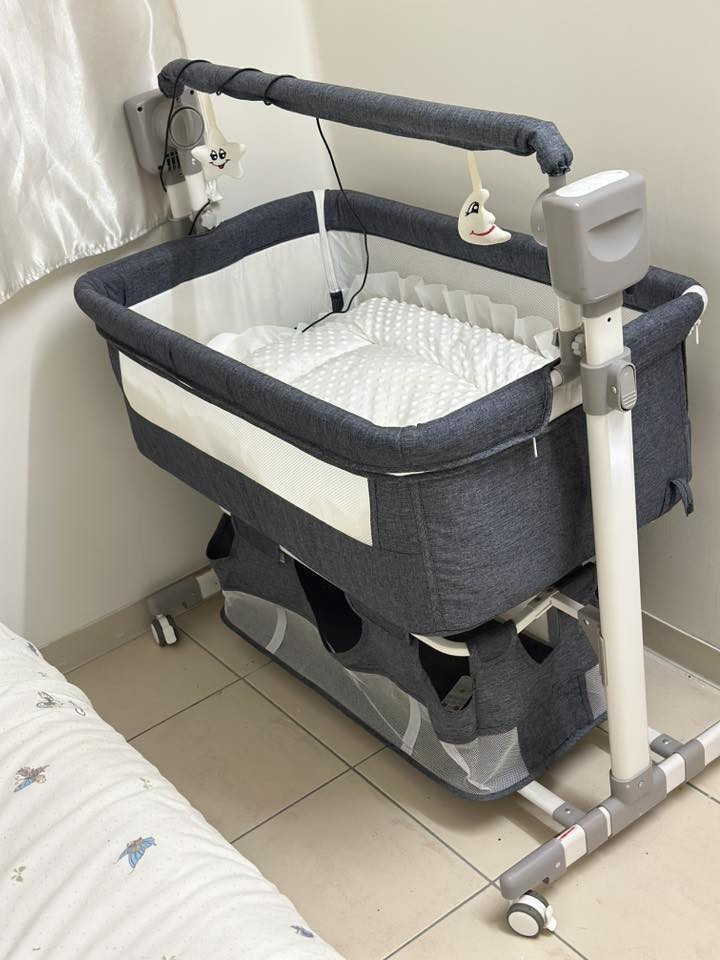 للبيع كاروك اطفال كهربائي
بيه موسيقى و 5 درجات هز 
اخذته من بيت النونو بالكرادة
سعر 130
مستخدم فقط مرة واحدة

للتواصل ***********
