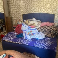 غرفة للبيع • غرفة نوم • أثاث