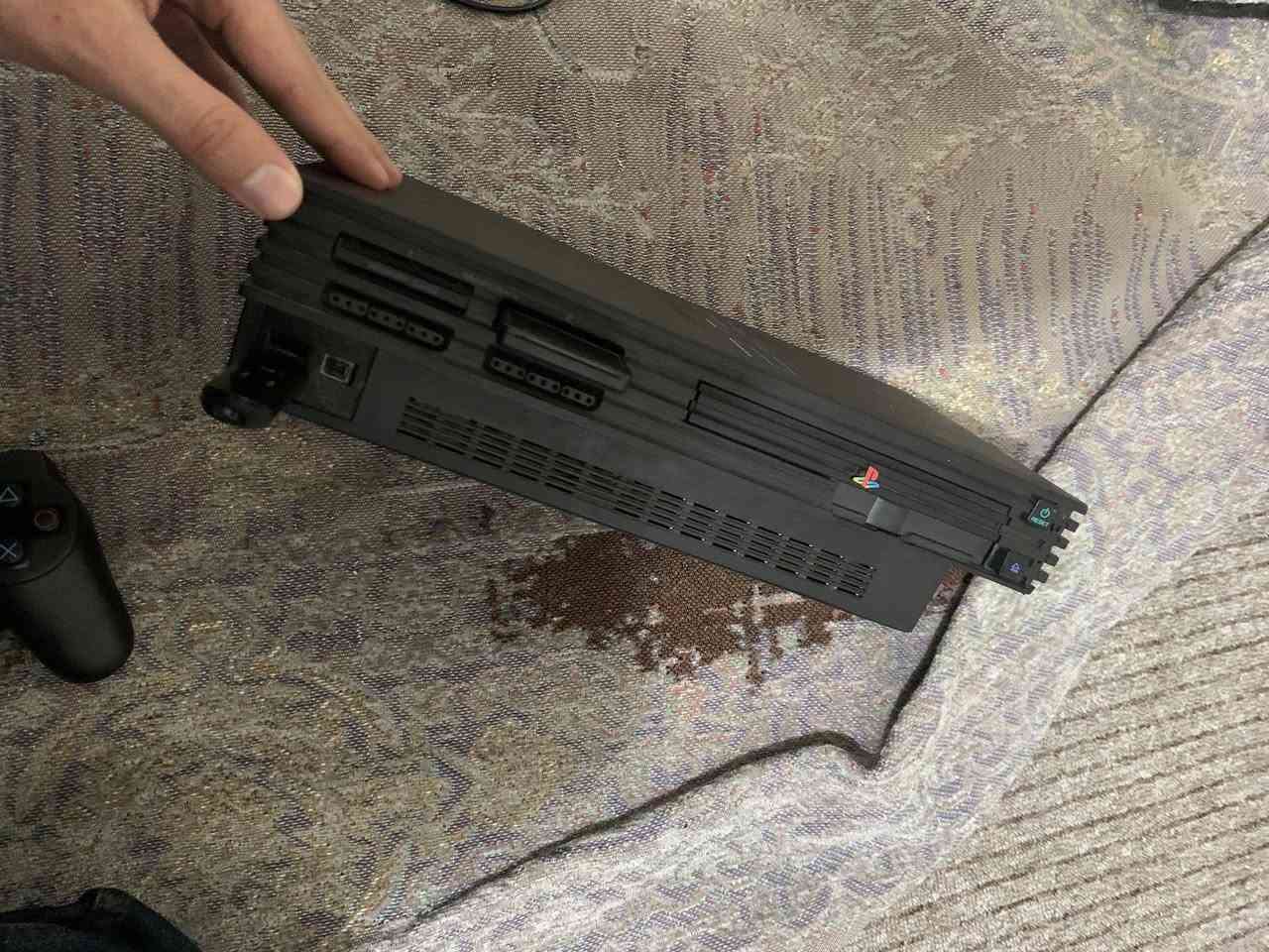 للبيع PS2  ‏سعرك


**إذا كنت صاحب هذا الإعلان وتريد حذفه لأي سبب، رجاءا أرسل رسالة إلى الدعم الفني**