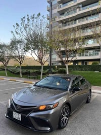 كامري SE ٢٠٢١ • بدون ارباگ • باب السايق مبدل