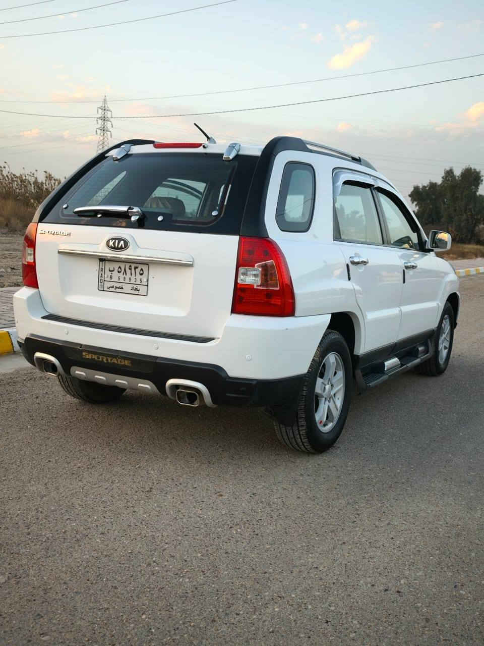 بسم الله ماشاء الله 
معرض الاصدقاء المركزي
لتجارة السيارات الحديثة 

كيا سبورتج
2009
رقم بغداد 
مكفوله 
السعر 135وبيها مجال 

للاستفسار الاتصال على الأرقام التالية 
***********
***********
📍الصقلاوية مجاور محطة تعبئة وقود الصقلاوية الحكوميه
