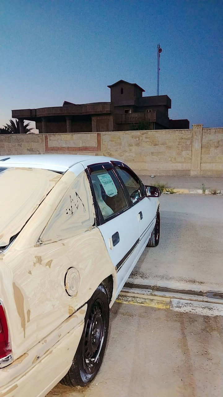 اوبل فكتره للبيع كل نقص مابيه كير ومحرك شرط 20)  يرهم مروس حسب القناعه


**إذا كنت صاحب هذا الإعلان وتريد حذفه لأي سبب، رجاءا أرسل رسالة إلى الدعم الفني**