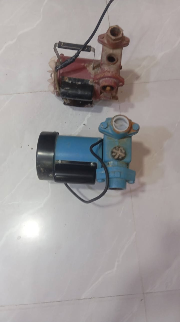 الازرق شرط شغل بعده جديد والاحمر يحتاج تصليح يفتر ويوكف اثنينهن ب50 الف


**إذا كنت صاحب هذا الإعلان وتريد حذفه لأي سبب، رجاءا أرسل رسالة إلى الدعم الفني**