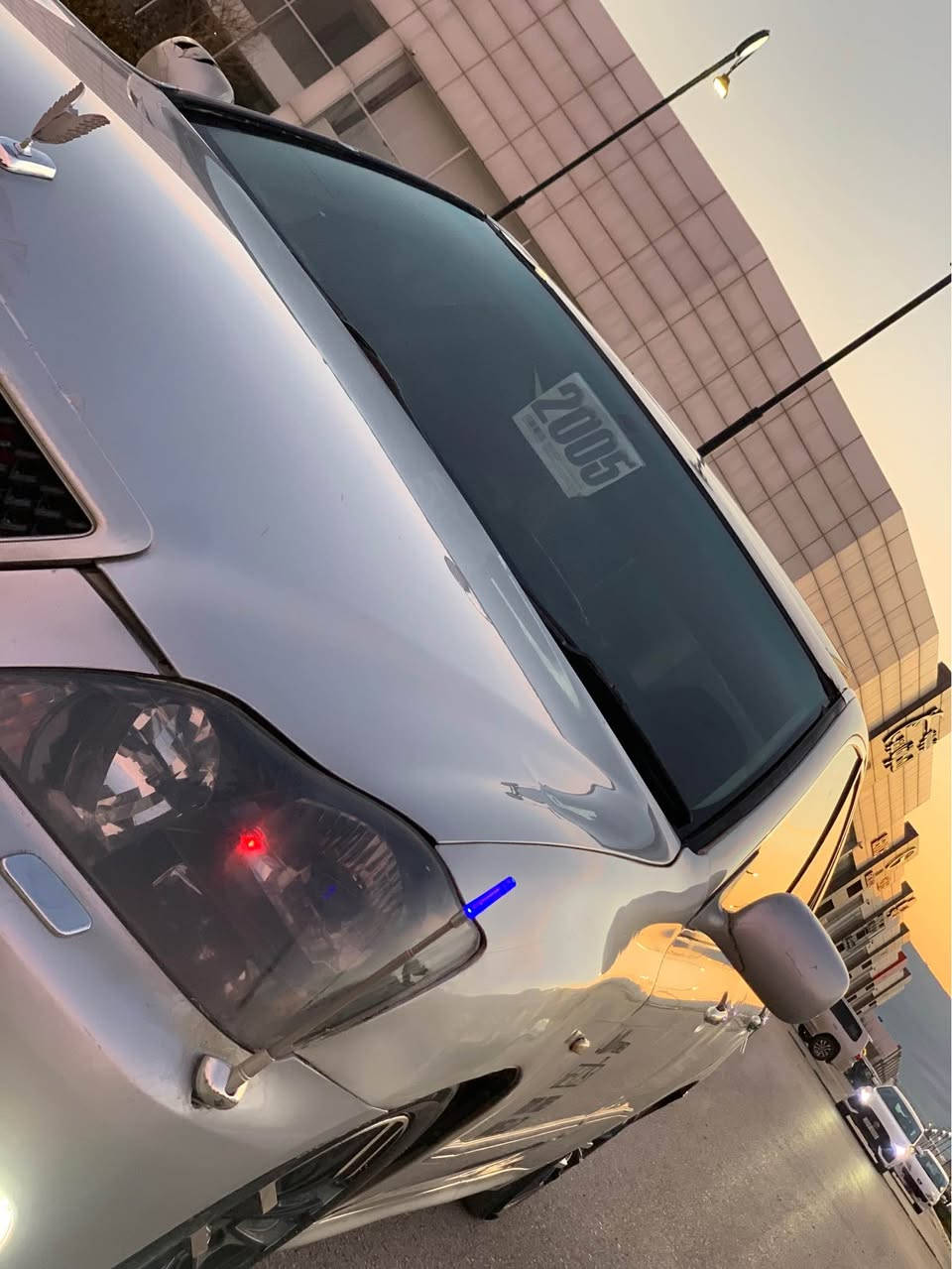 سڵاوی خوای گەورە لە هەموو لایەک
شاهینە بڕاوە  بڕاوە
سپۆرت 
سڵاید
پێشو دوای کەپس
گێرو مەکینە گەورە ١٨٢
٢٠٠٥ و بەسمە
چوار تایەو ویلی لۆک
تەبرید ساردو گەرم
مەجموعە لێگزز کارەبا
پێشی کامل کراوە بە زینۆن
جامی دواو پێشی هەڵ گیراوە
٣ دووگمە  ساج سور
هەمو گیانی ئیش ئەکات
٤١ گەڵا قفڵی 
لەسلێمانیم
***********
*********** السليمانية, العراق
