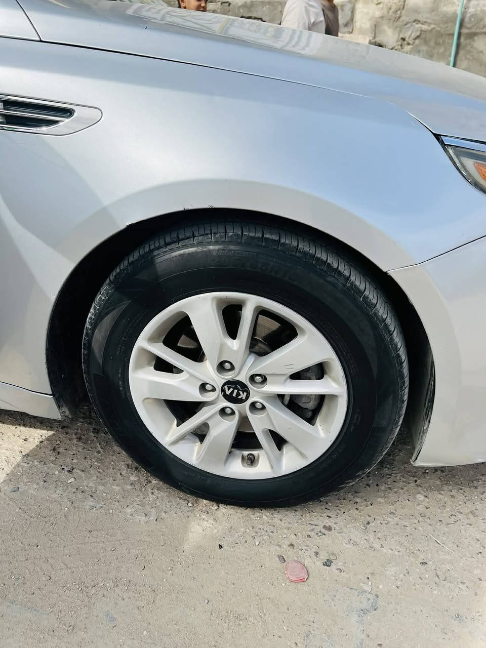 السلام عليكم 
كيا ابتيمه لبيع موديل 18 
محرك 2400
كير او مكينه مكفوله 
سياره نضيفه ما عوزه شي 

ضربته بنيد مبدل فقط 
مكان السيارة ذي قار الناصريه المركز 
اتصال على الرقم على باقي التفاصيل 

الرقم ***********
