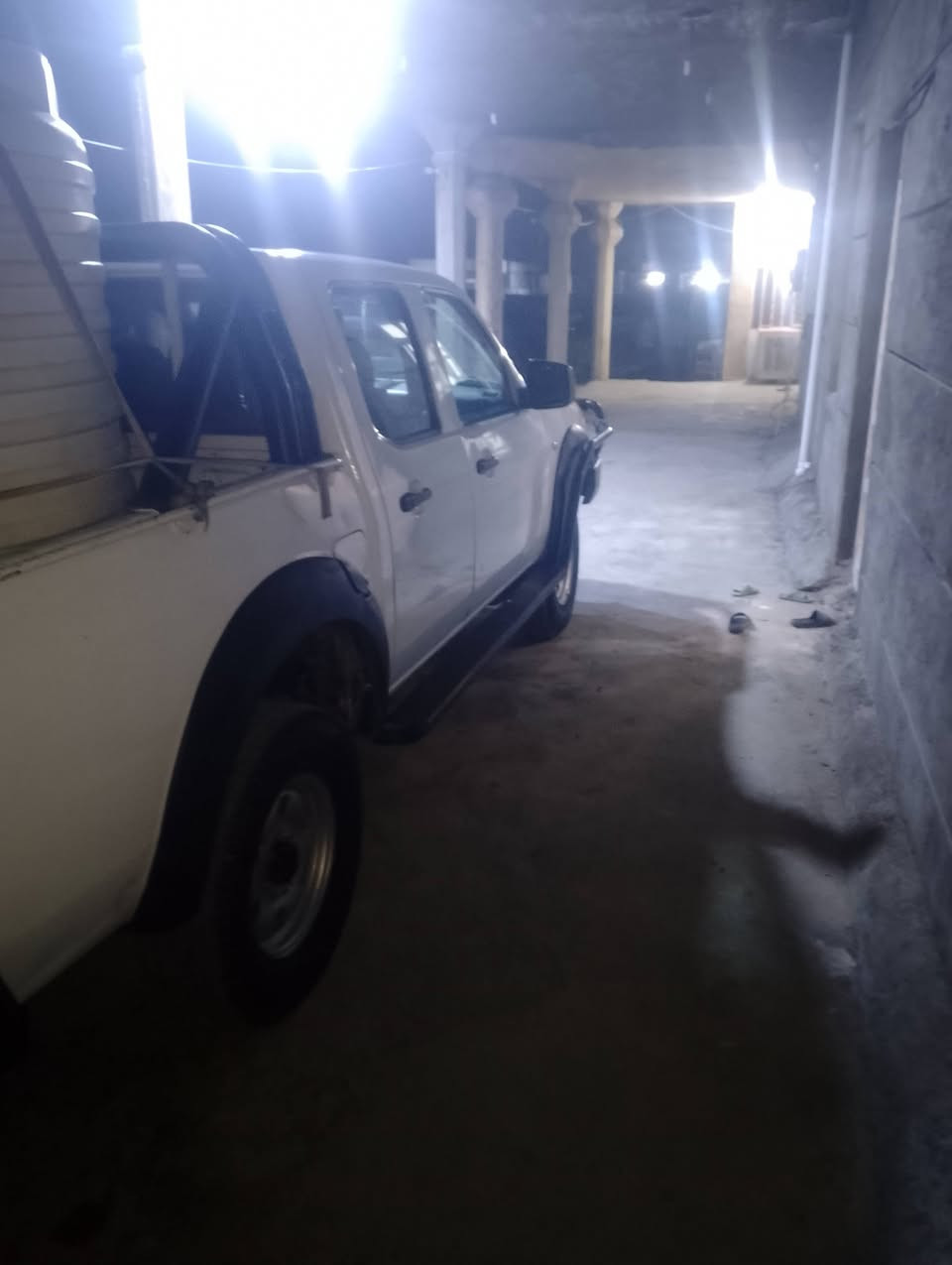 السلام عليكم فورد بيكم للبيع السعر 65 ورقة و بيها مجال مكانها بغداد الرضوانية للاستفسار ‏‪***********‬‏
