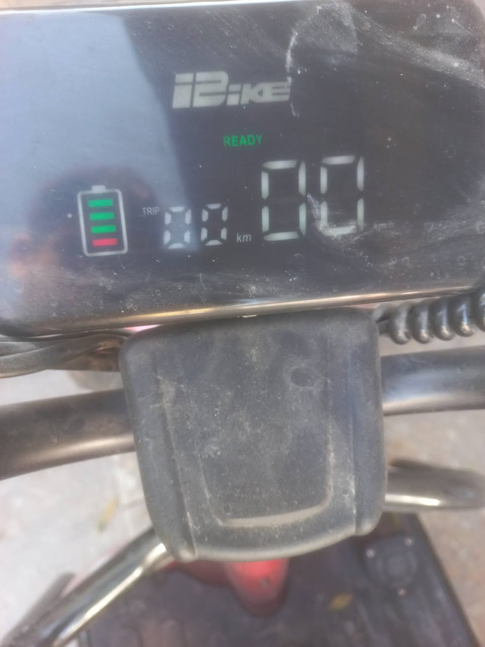 دراجه شحن للبيع مابيه عطل السعر ٥٠٠ وبيه مجال للطيبين الرقم
0771 428 9569 واتساب موجود
