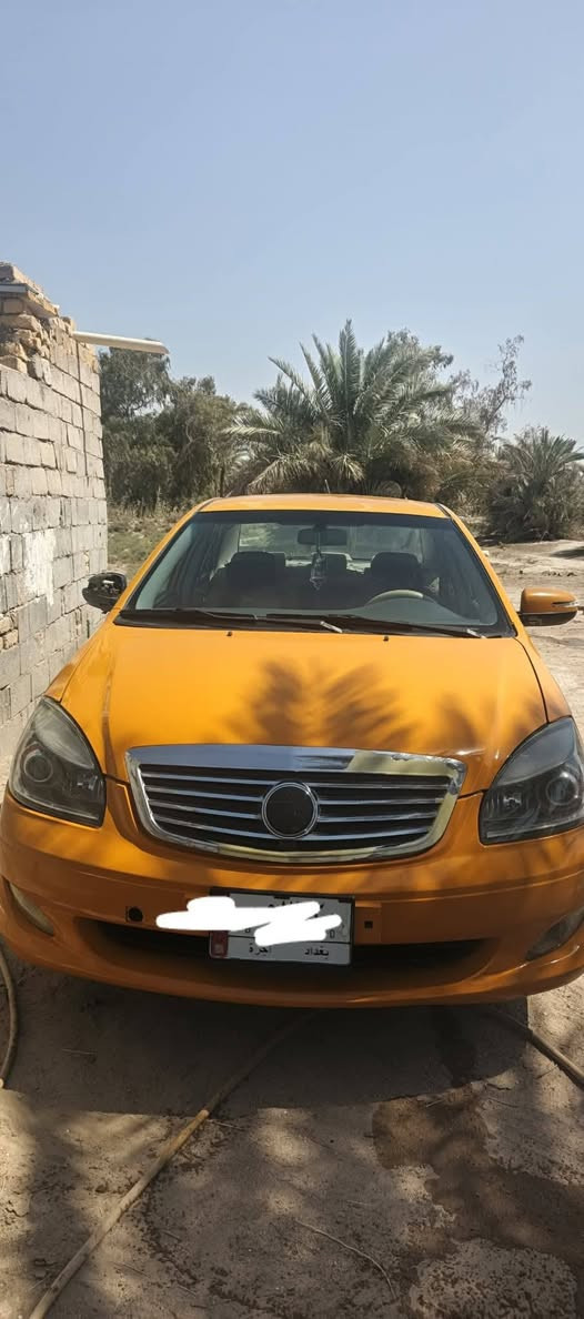 سلام عليكم 
جيلي موبل موديل 2012
بسمي مصفره مصبوغه جماليه بدون اي ضربه
كير مكينه مكفول
تبريد صدر امامي خلفي جديد 
تخم تاير جديد دواخل جديد 
تبريد ثلج 
كهربائيات كلها شغاله
شاشه سستم سماعات مال جارجر
مراوس حسب القناعه 
عنوان بغداد حي اور 
سعر45 ***********
